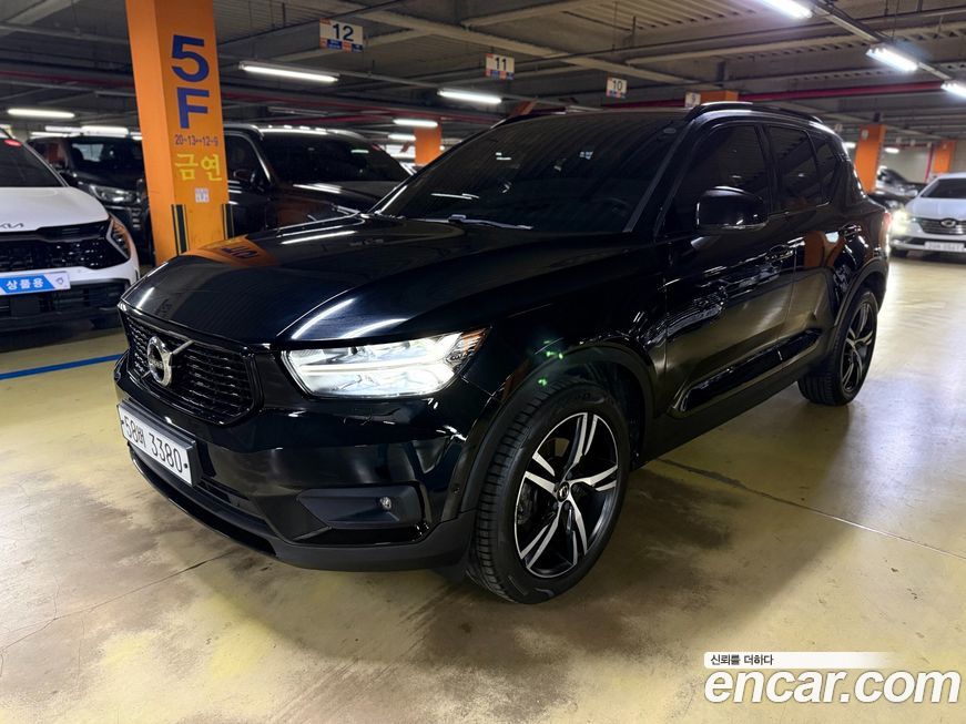 Volvo XC40 2019