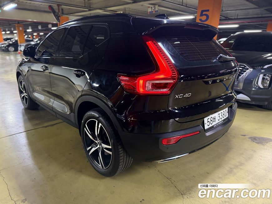 Volvo XC40 2019