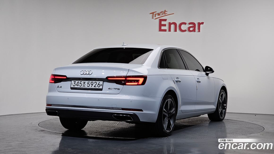 Audi A4 2019