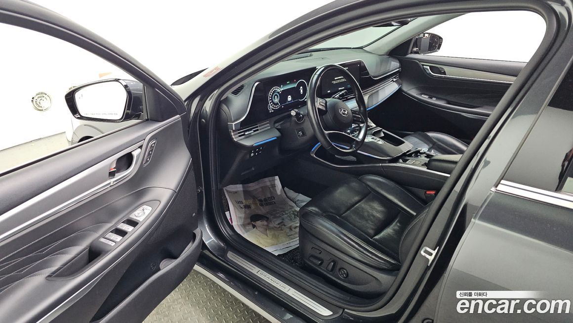 Hyundai Grandeur 2021