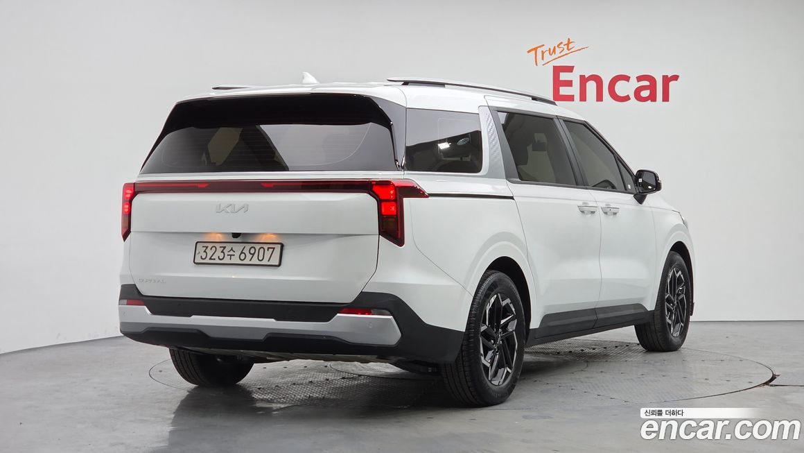 Kia Canival 2024