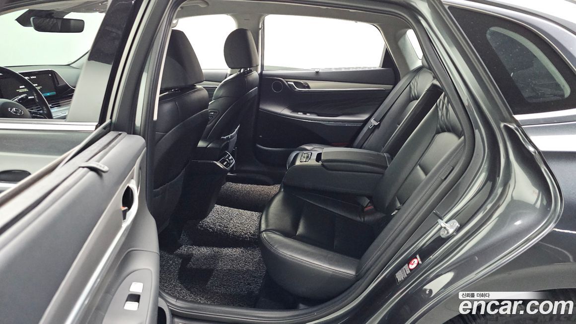 Hyundai Grandeur 2021