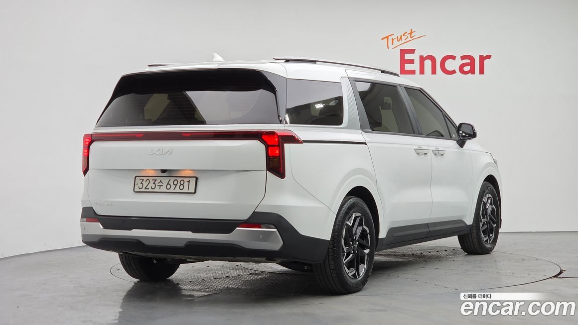 Kia Canival 2024