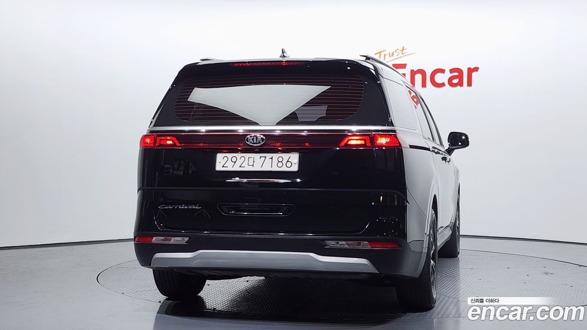 Kia Canival 2021