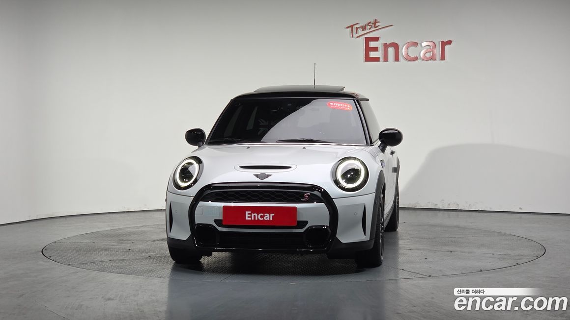 Mini Cooper 2024