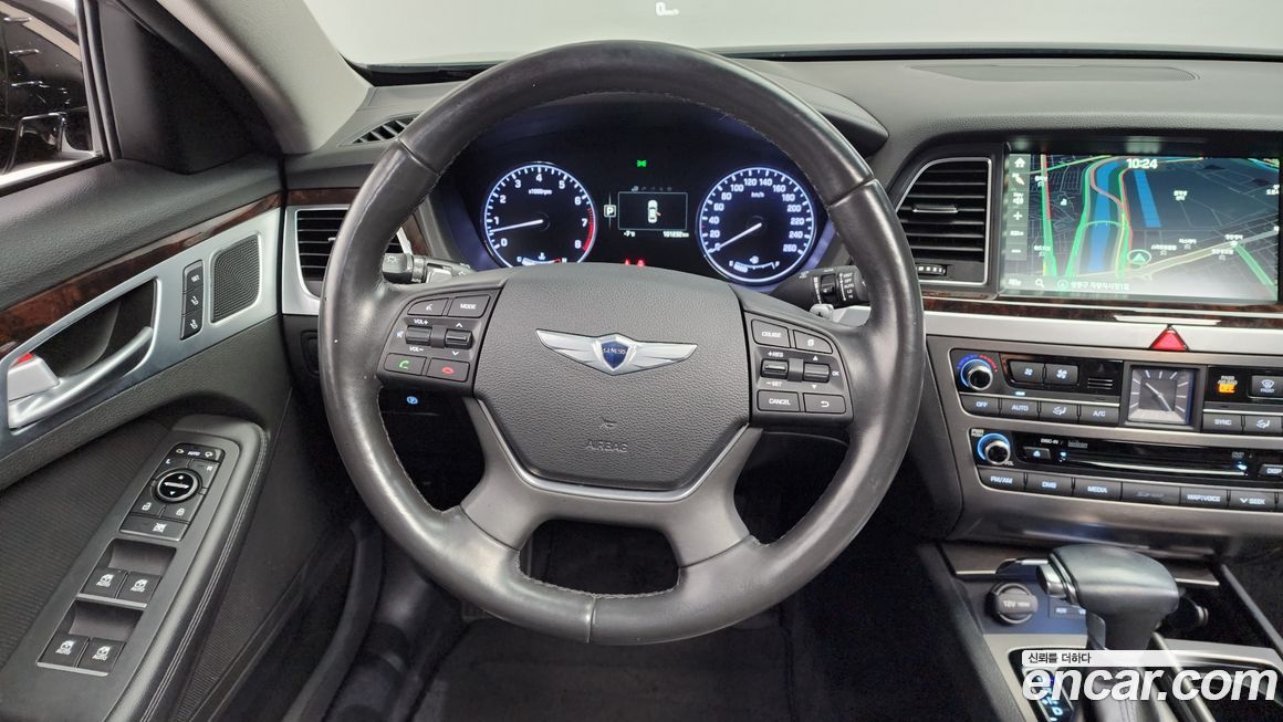 Hyundai Genesis 2016