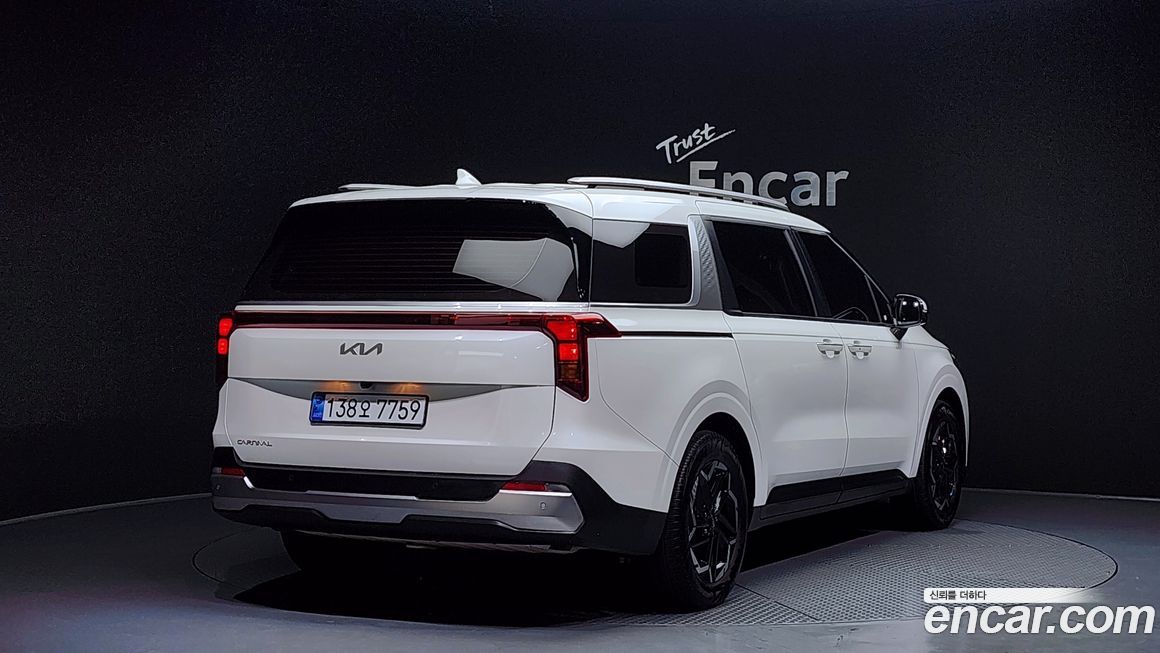 Kia Canival 2024