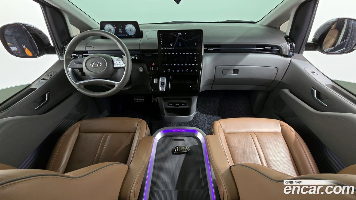 Hyundai Staria 2023
