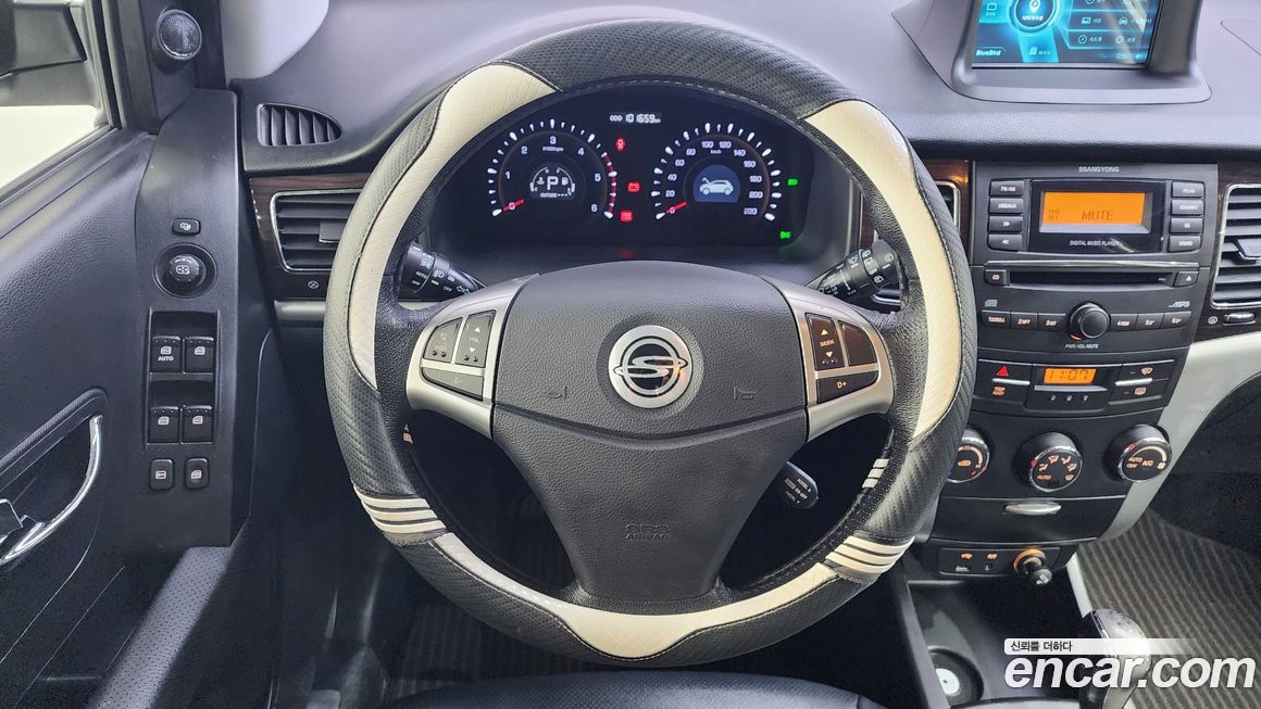 KG_Mobility_Ssangyong KORANDO 2012