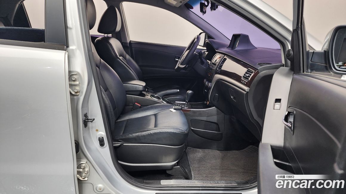 KG_Mobility_Ssangyong KORANDO 2012