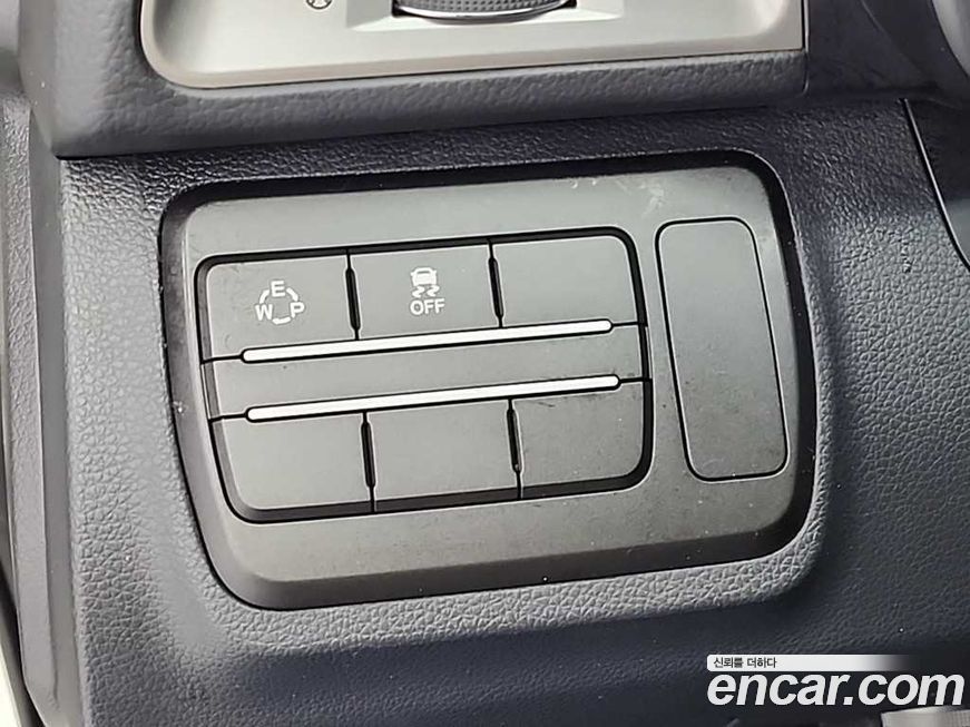 KG_Mobility_Ssangyong TIBOLI 2015