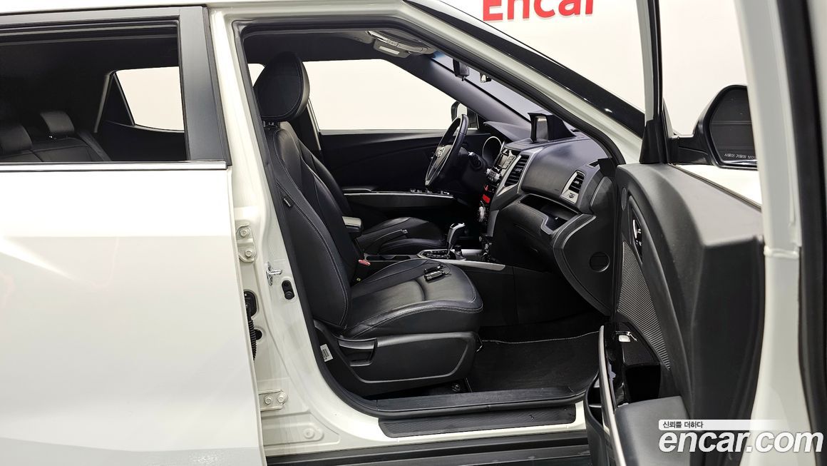 KG_Mobility_Ssangyong TIBOLI 2015