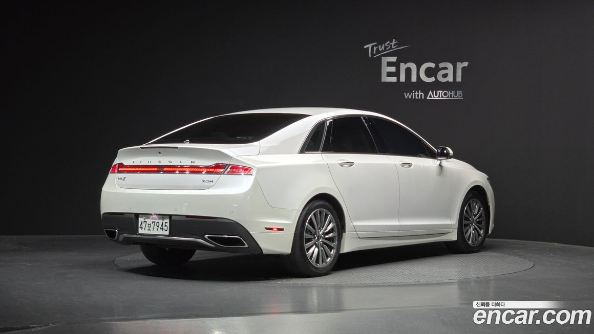 Lincoln MKZ 2019