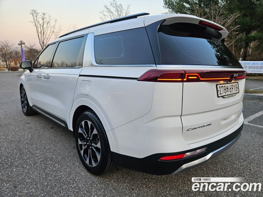 Kia Canival 2021