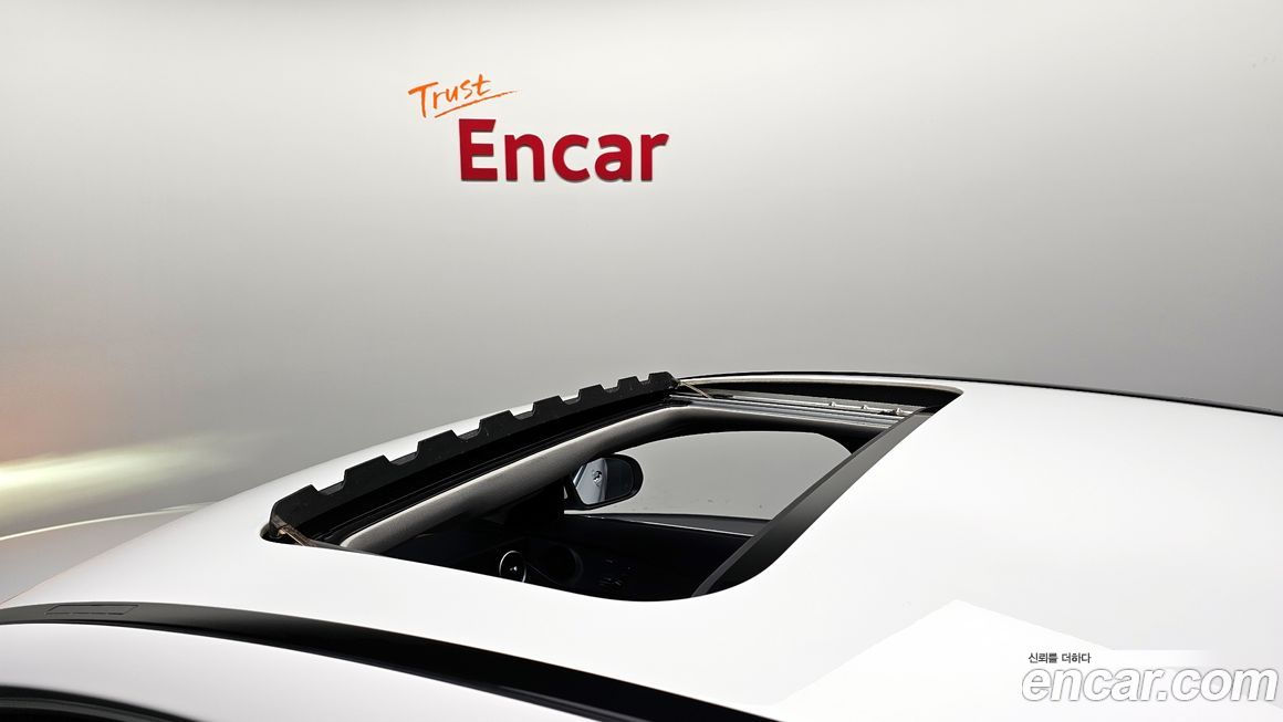 Mercedes-Benz C-Class 2020