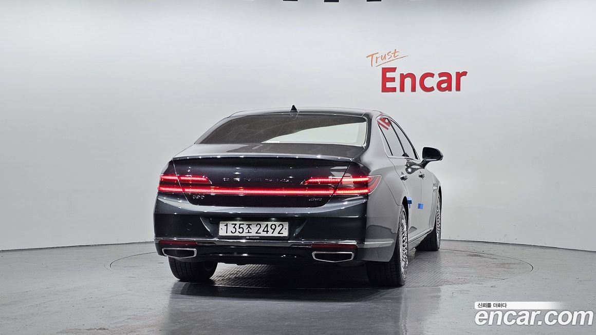 Genesis G90 2021