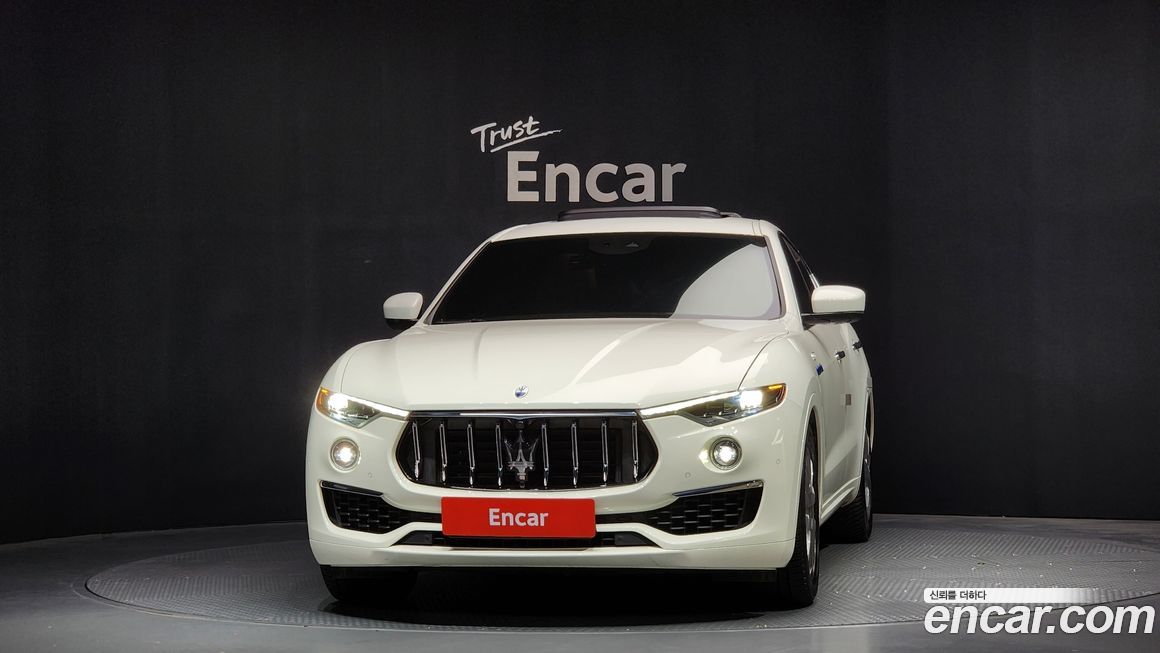 Maserati Levante 2022