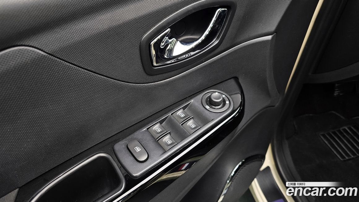 Renault-KoreaSamsung QM3 2014