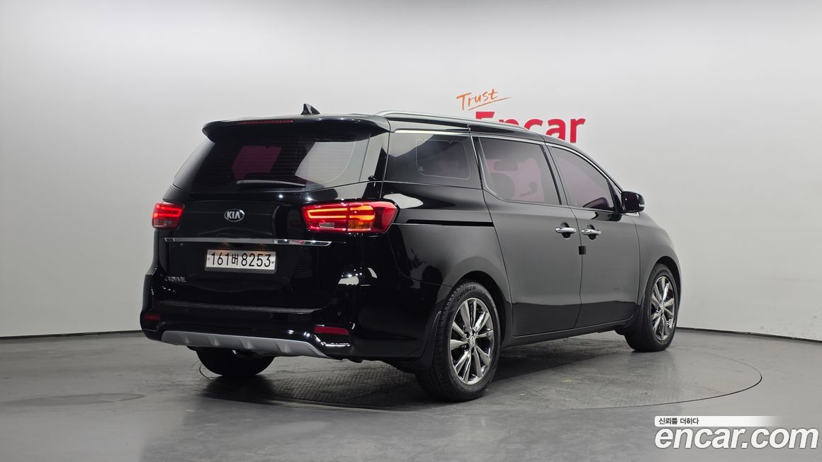 Kia Canival 2019