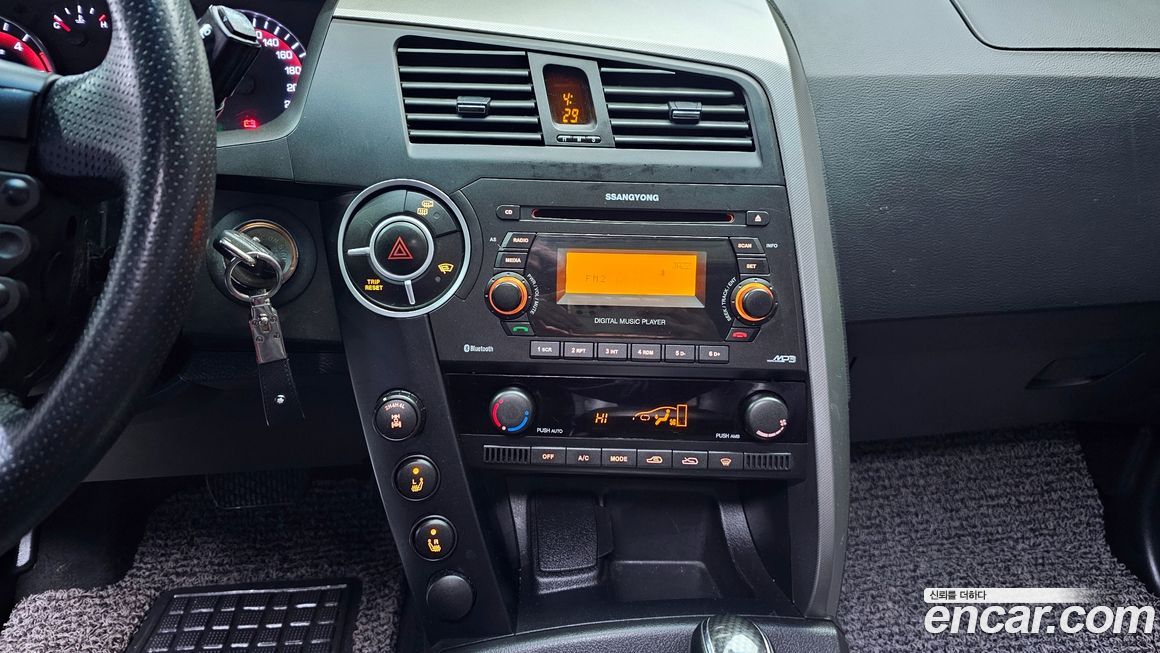 KG_Mobility_Ssangyong KORANDO 2012