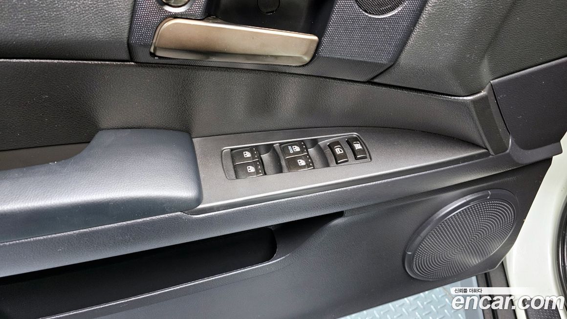 KG_Mobility_Ssangyong KORANDO 2012