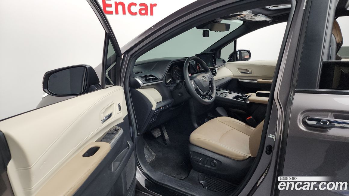 Toyota Sienna 2023