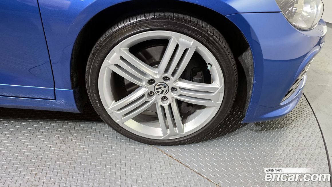 Volkswagen Scirocco 2014