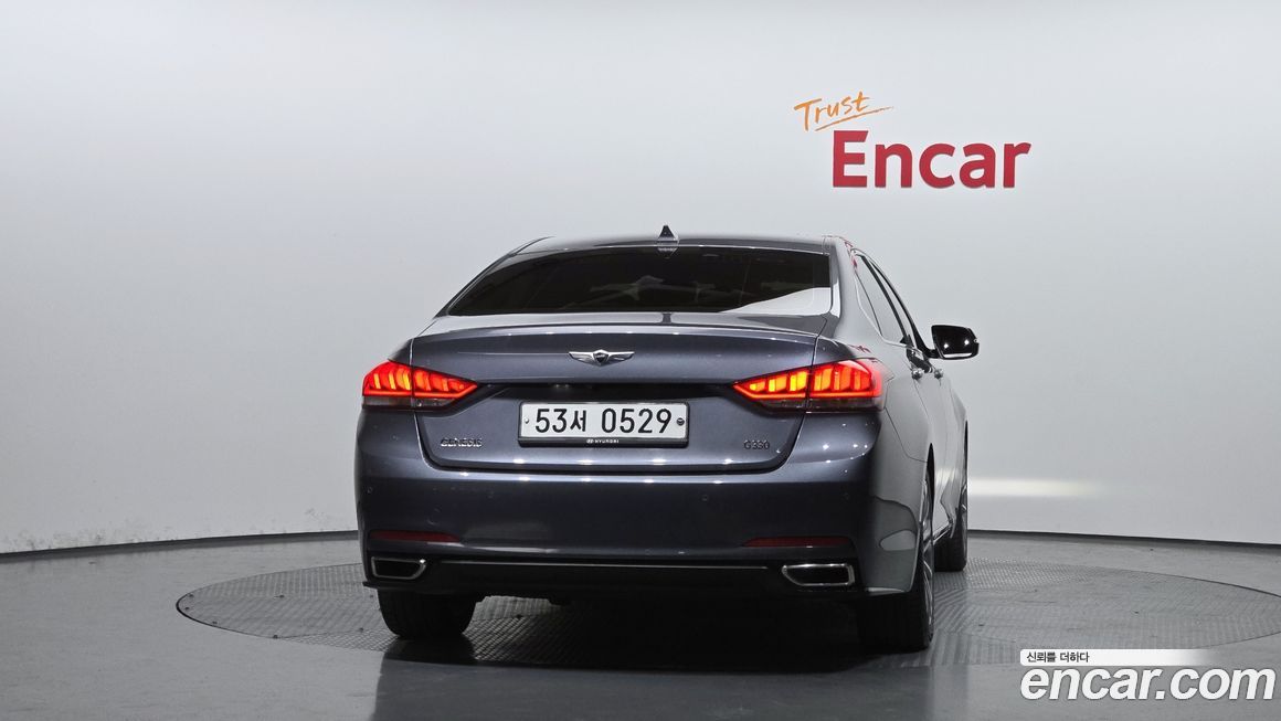 Hyundai Genesis 2016