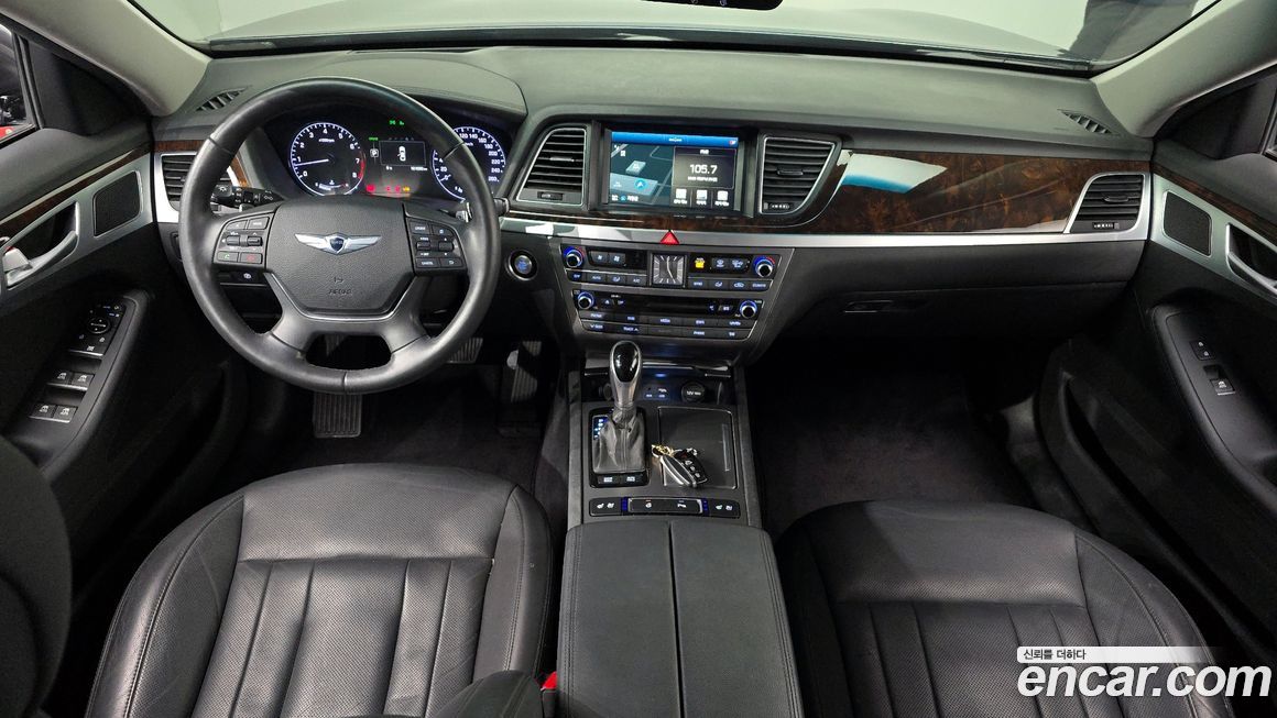 Hyundai Genesis 2016