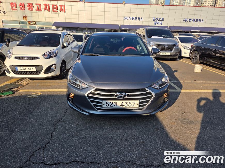Hyundai AVANTE 2017
