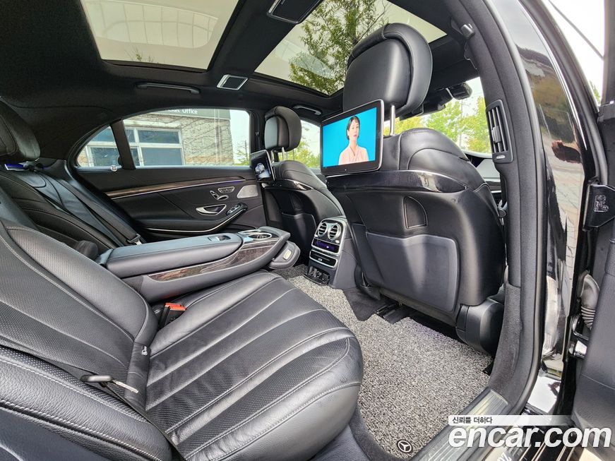 Mercedes-Benz S-Class 2019