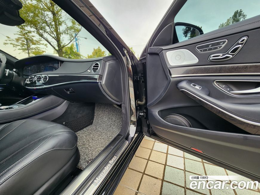 Mercedes-Benz S-Class 2019