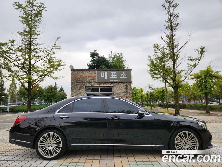 Mercedes-Benz S-Class 2019