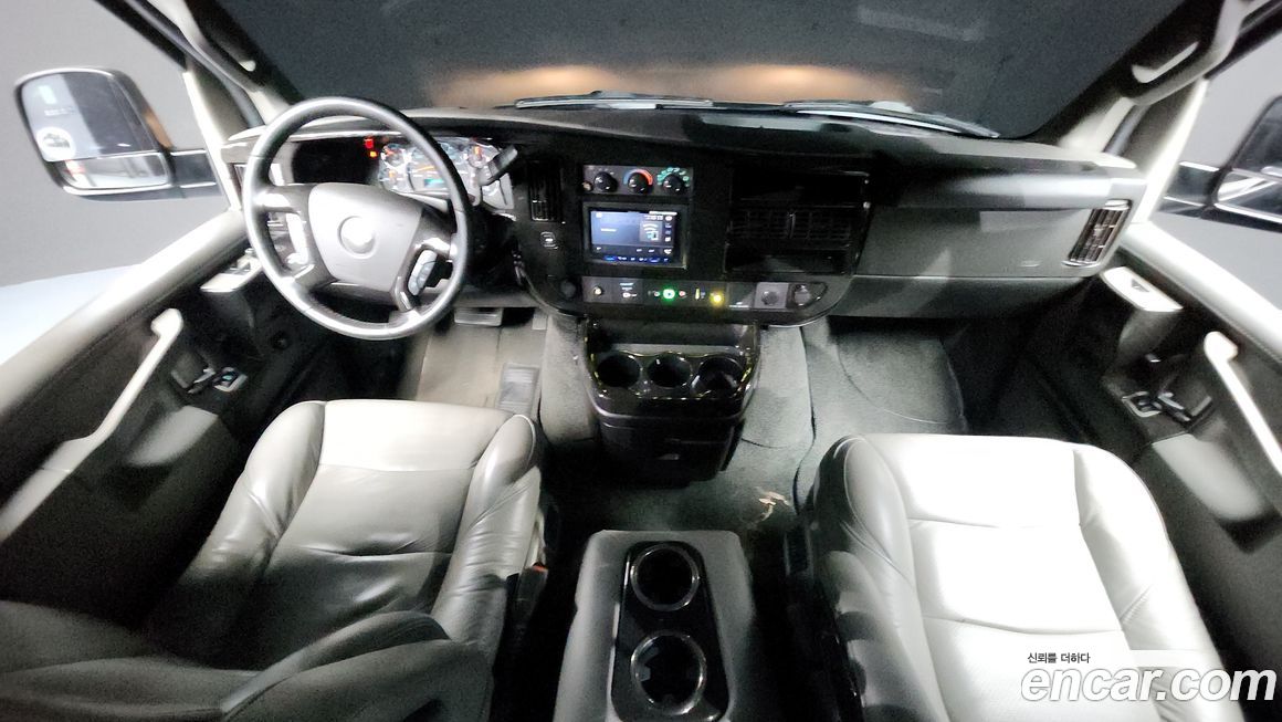 Chevrolet Express Van 2020