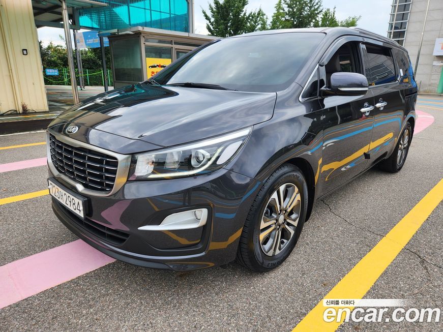 Kia Canival 2019