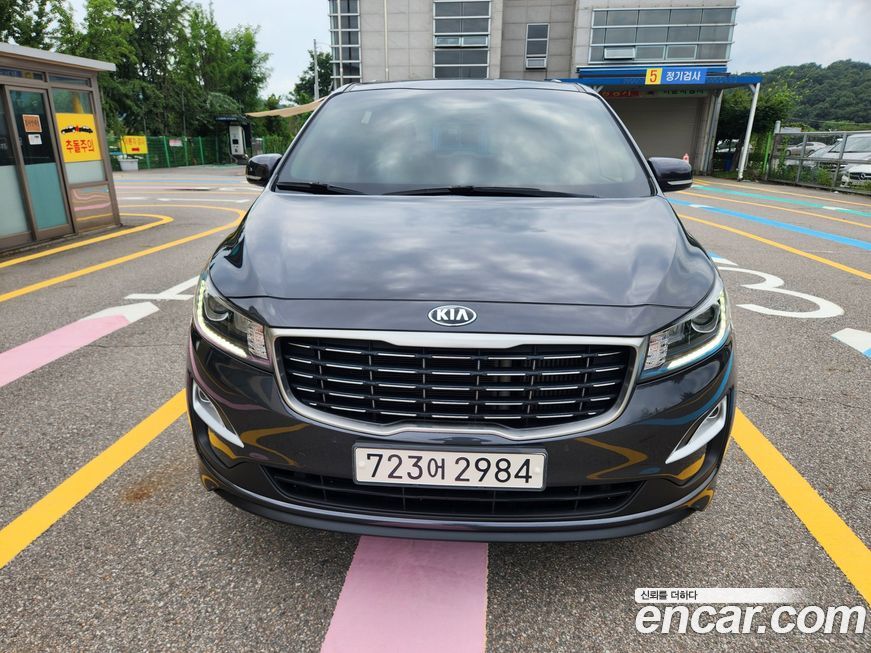 Kia Canival 2019