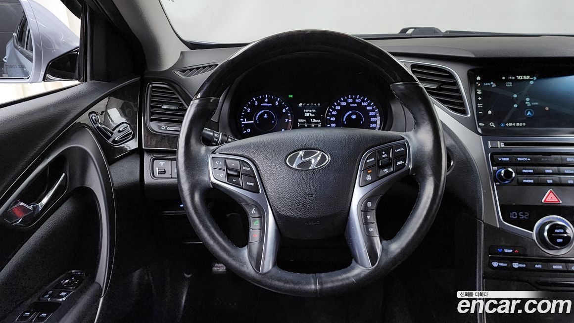 Hyundai Grandeur 2016