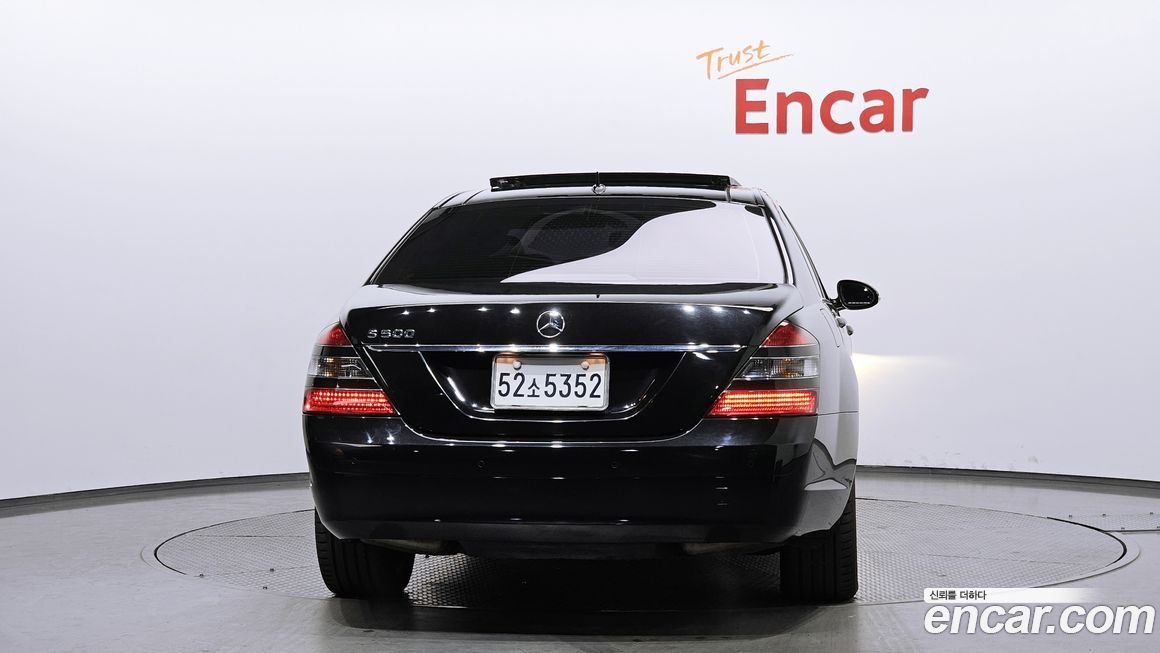 Mercedes-Benz S-Class 2007