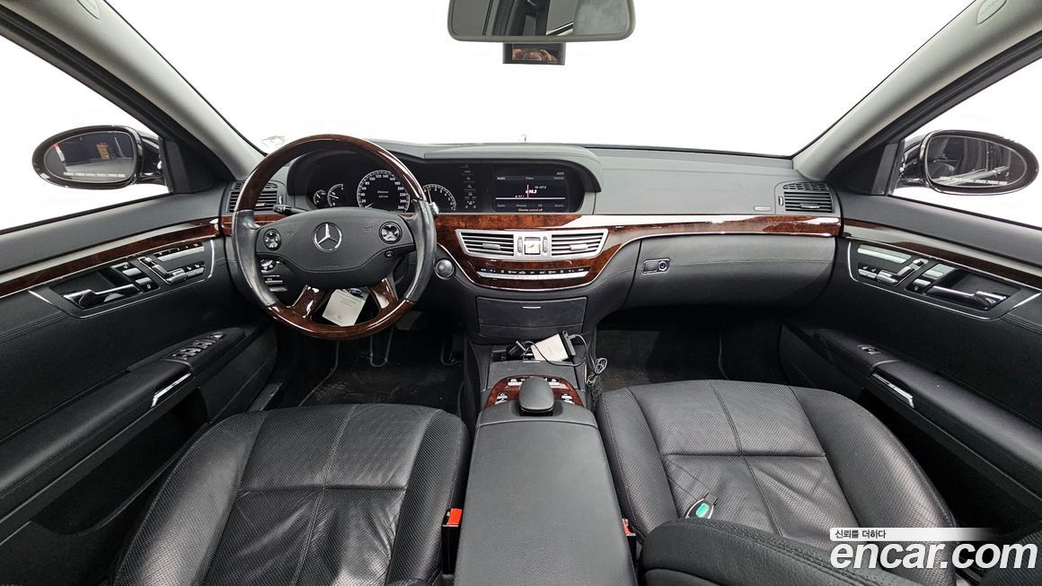 Mercedes-Benz S-Class 2007
