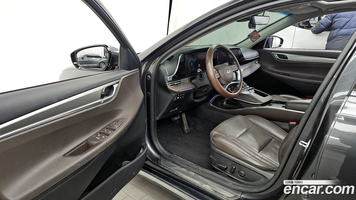 Hyundai Grandeur 2021