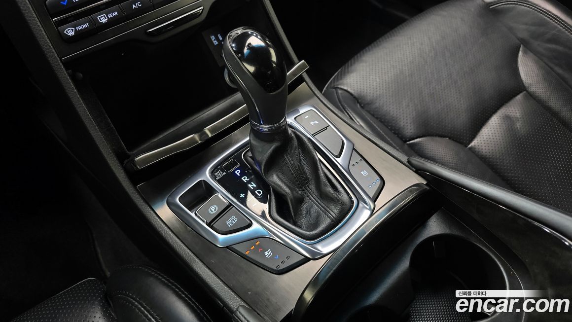 Hyundai Grandeur 2015