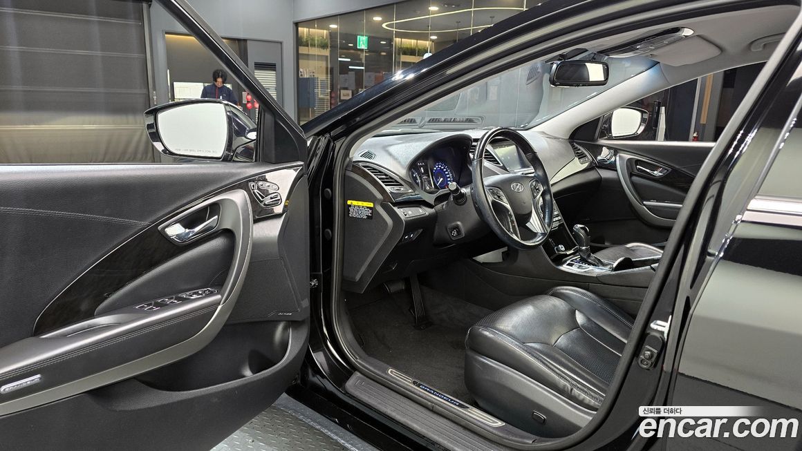 Hyundai Grandeur 2015