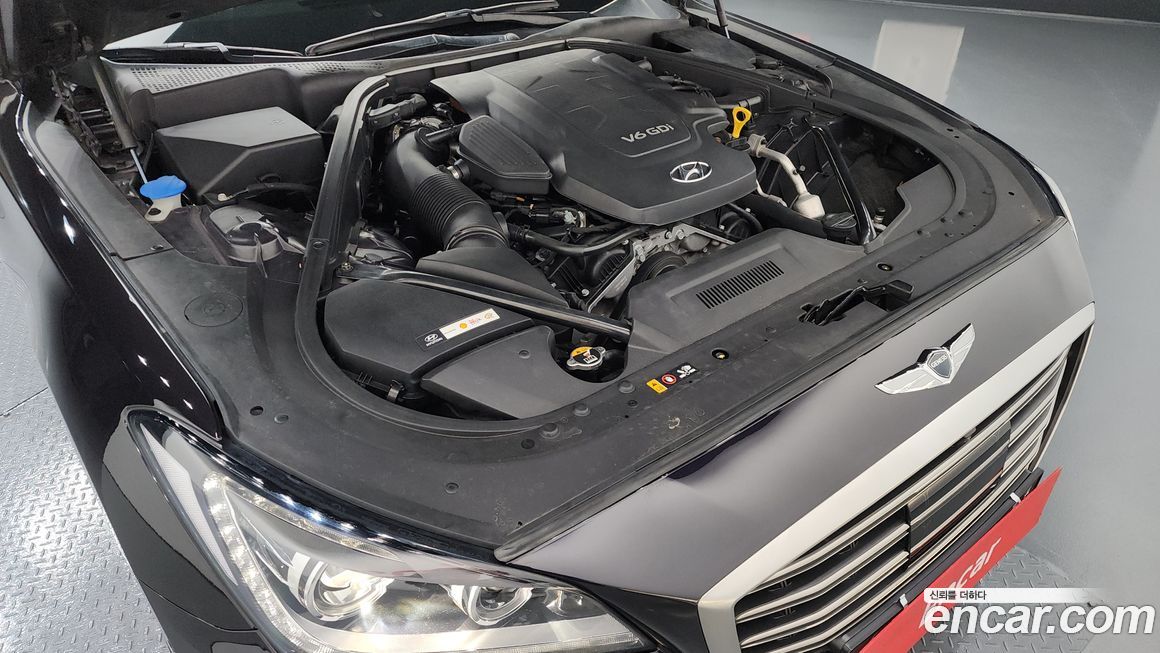 Hyundai Genesis 2016