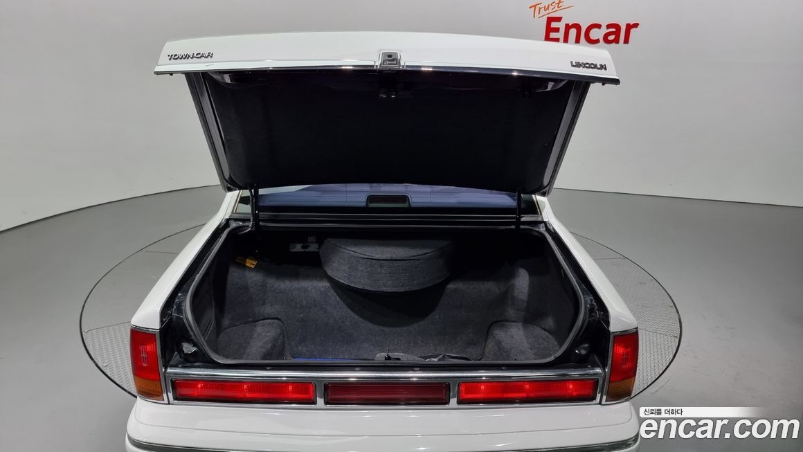 Lincoln Town Car 1997