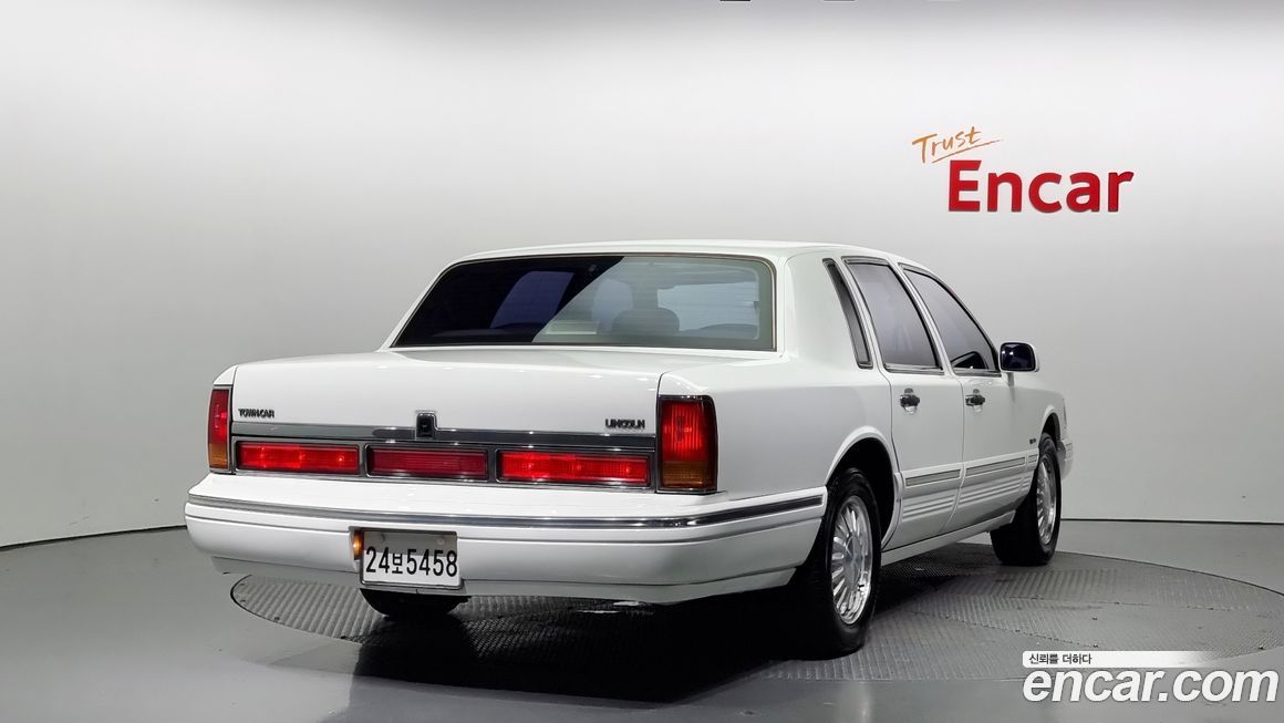 Lincoln Town Car 1997