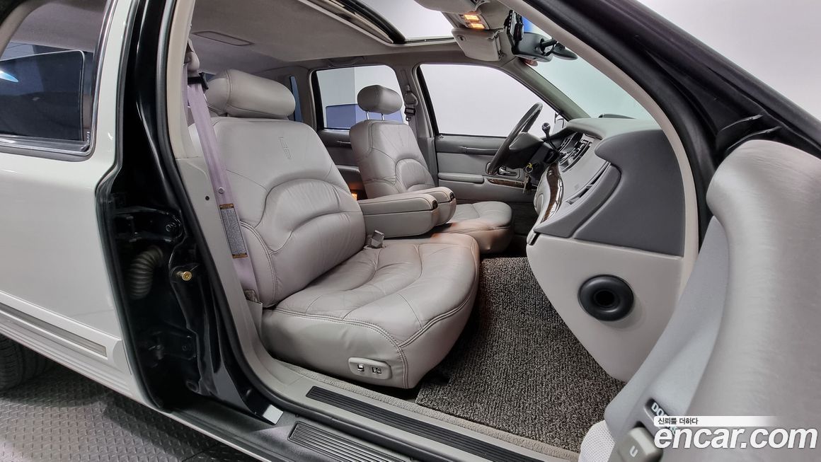 Lincoln Town Car 1997