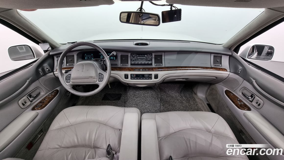 Lincoln Town Car 1997