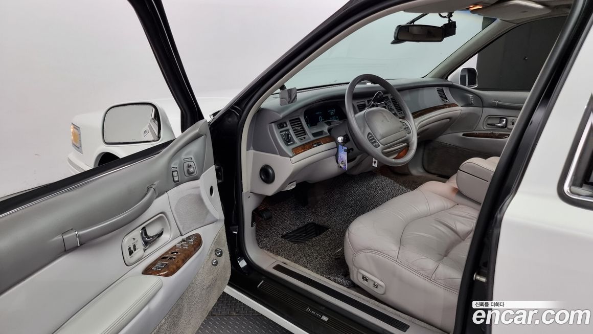 Lincoln Town Car 1997