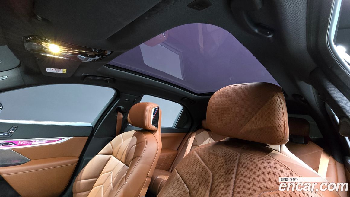 BMW 7-Series 2025