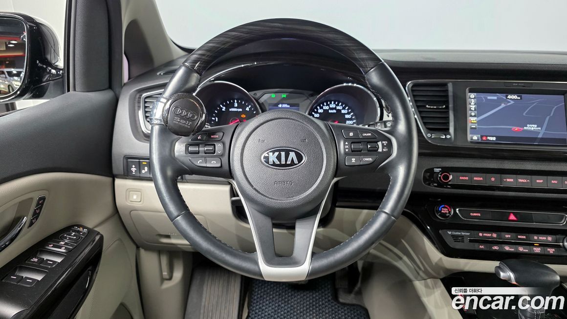 Kia Canival 2019